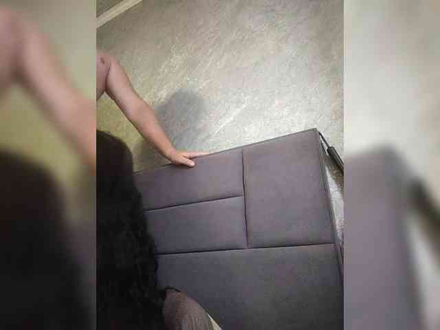 Cleopatra1990 webcam