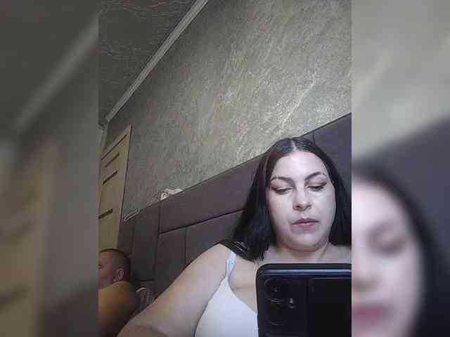 Cleopatra1990 webcam