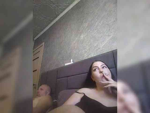 Cleopatra1990 webcam