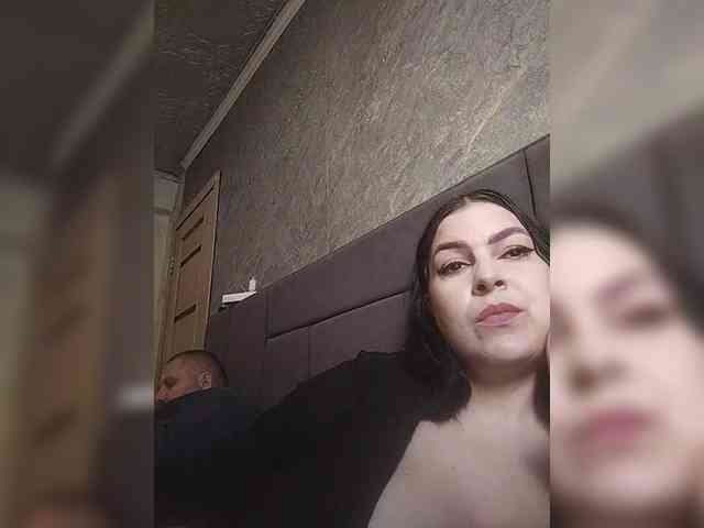 Cleopatra1990 webcam