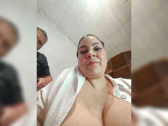 Cleopatra1990 webcam