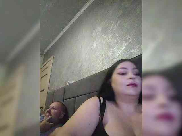 Cleopatra1990 webcam