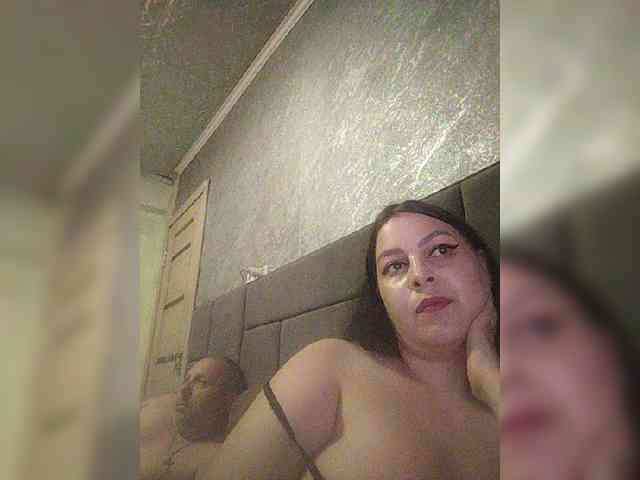 Cleopatra1990 webcam