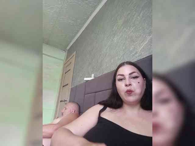 Cleopatra1990 webcam