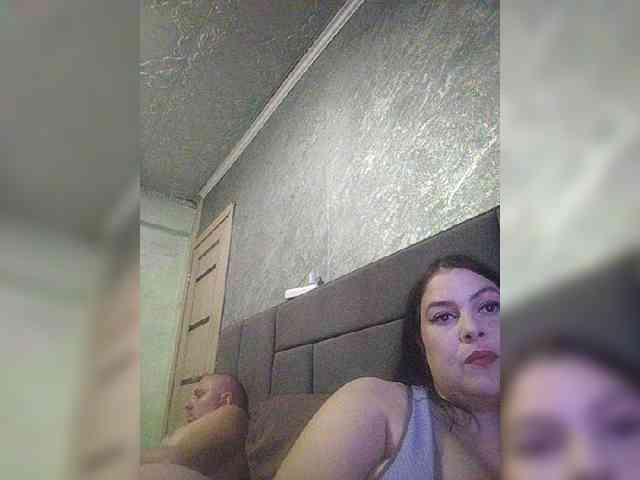 Cleopatra1990 webcam