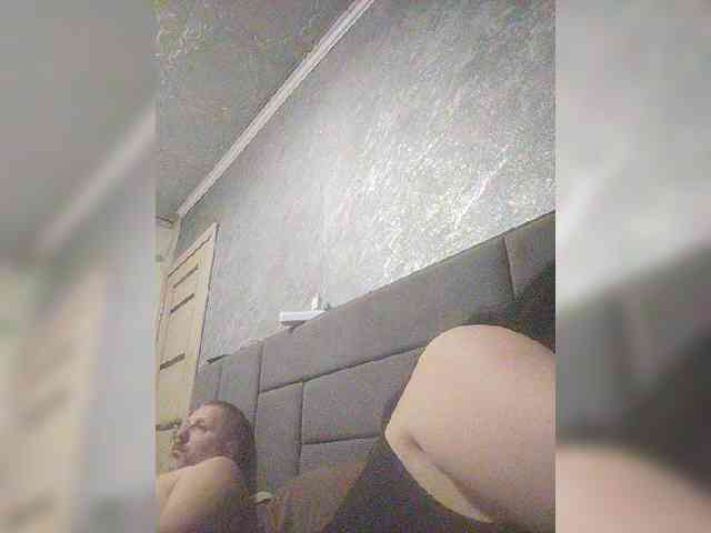 Cleopatra1990 webcam