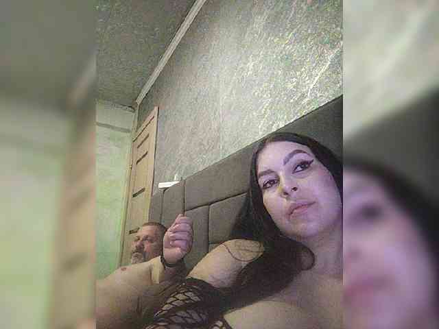 Cleopatra1990 webcam