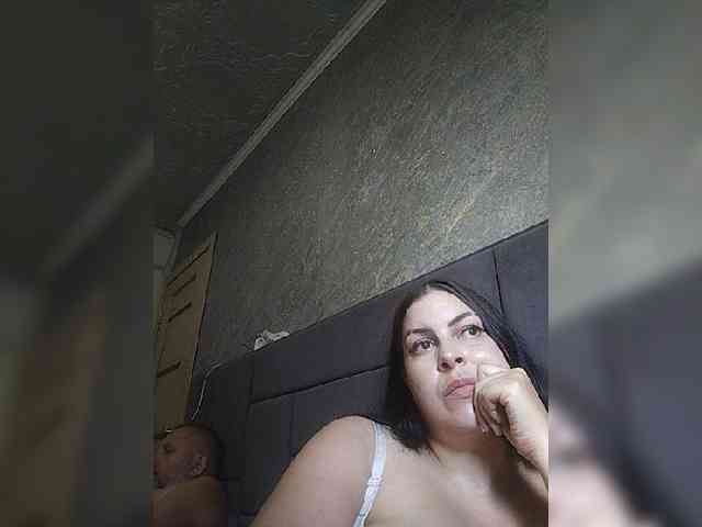 Cleopatra1990 webcam