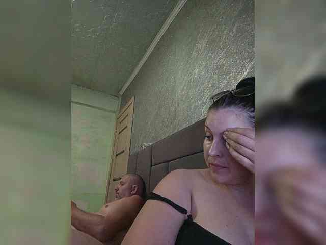 Cleopatra1990 webcam