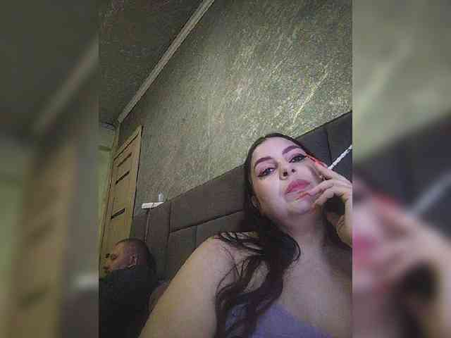 Cleopatra1990 webcam