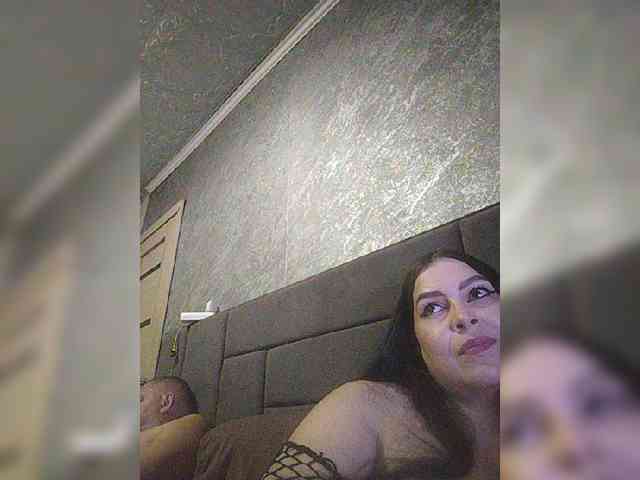 Cleopatra1990 webcam