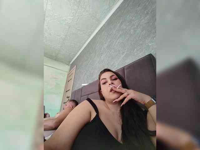 Cleopatra1990 webcam