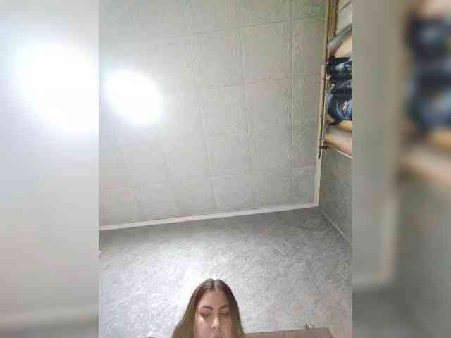 kissmabont Live Webcam on BongaCams