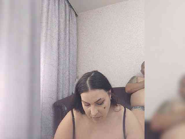 Cleopatra1990 webcam