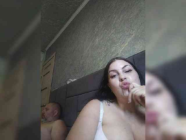 Cleopatra1990 webcam