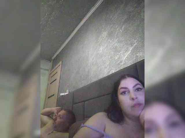 Cleopatra1990 webcam