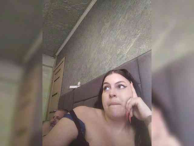 Cleopatra1990 webcam