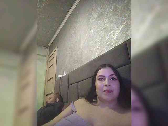 Cleopatra1990 webcam