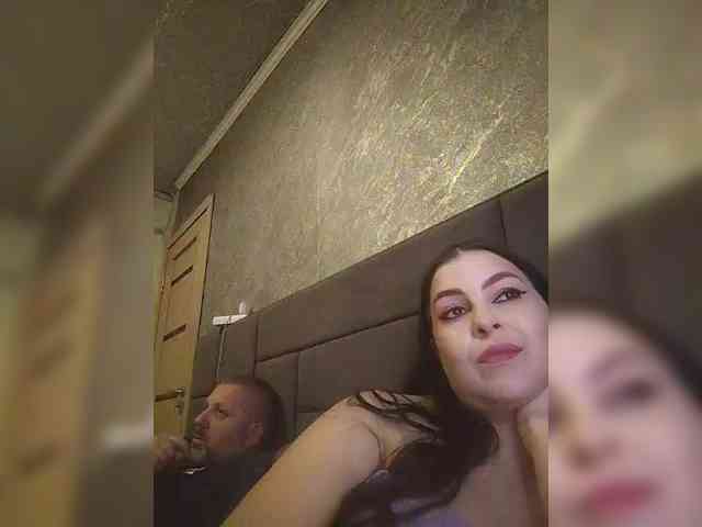 Cleopatra1990 webcam