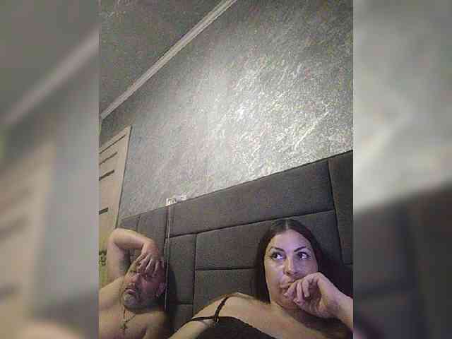 Cleopatra1990 webcam