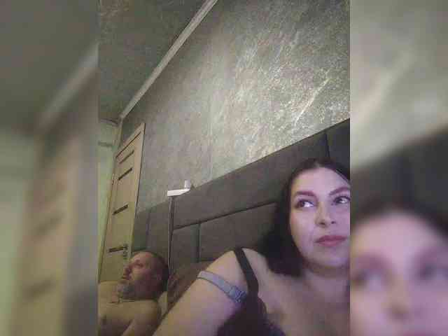 Cleopatra1990 webcam