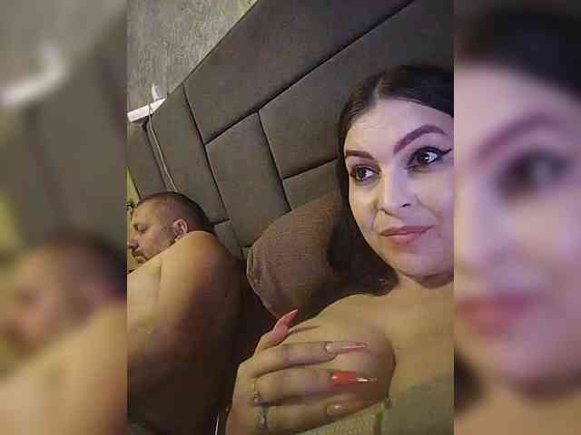 Cleopatra1990 webcam