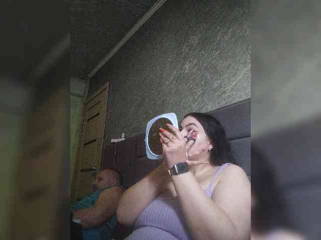 Cleopatra1990 webcam