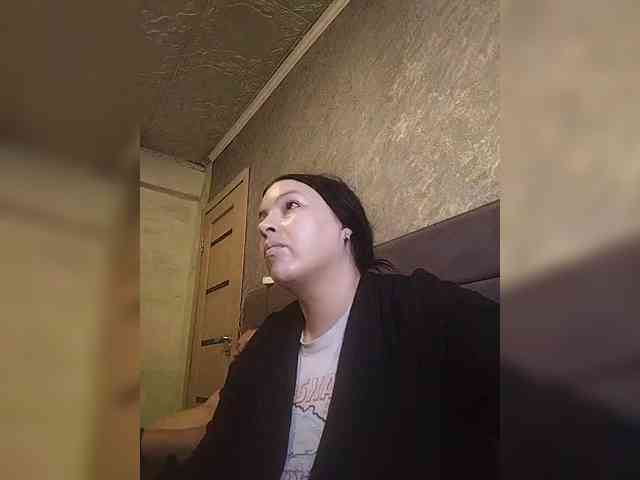 Cleopatra1990 webcam