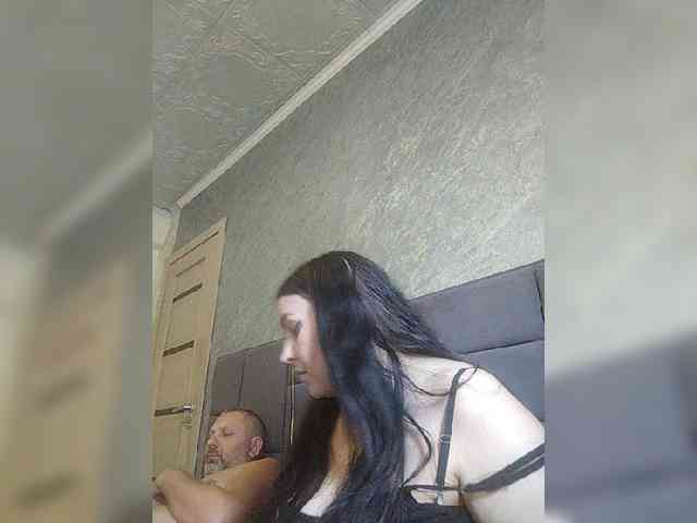 Cleopatra1990 webcam