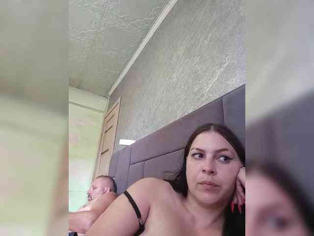 Cleopatra1990 webcam