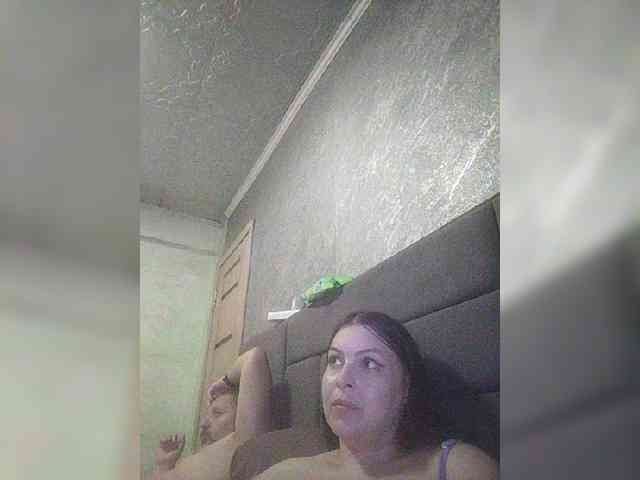 Cleopatra1990 webcam