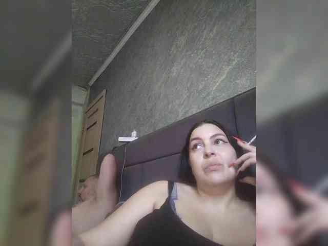 Cleopatra1990 webcam