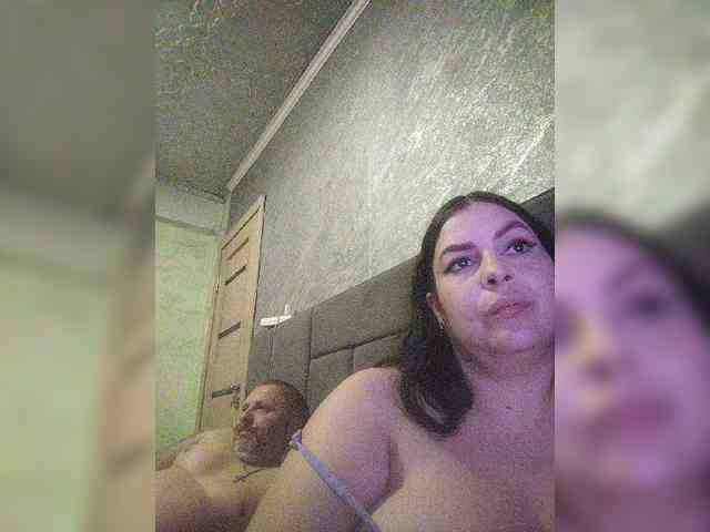 Cleopatra1990 webcam