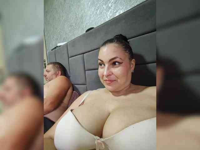 Cleopatra1990 webcam
