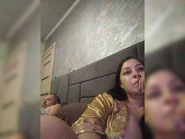 Cleopatra1990 webcam