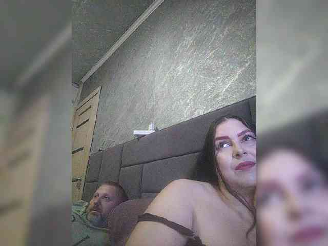 Cleopatra1990 webcam