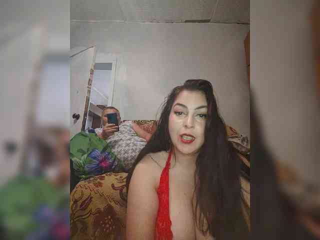 Cleopatra1990 webcam