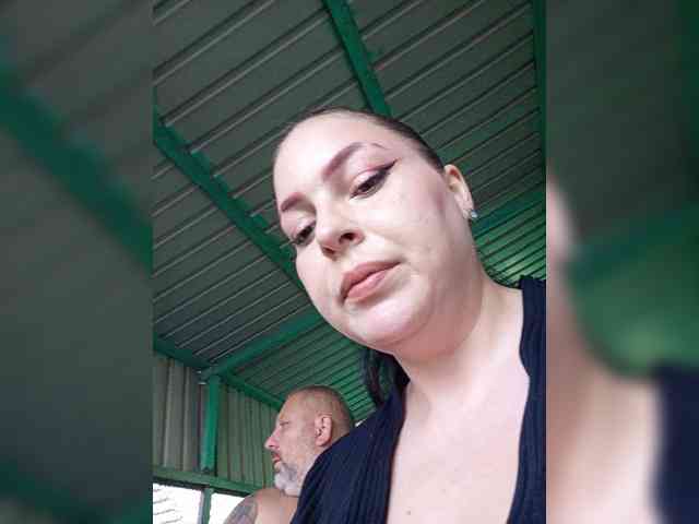 Cleopatra1990 webcam