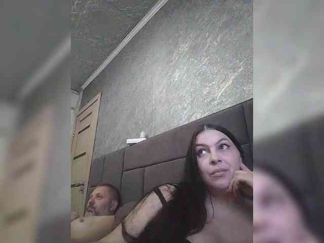 Cleopatra1990 webcam
