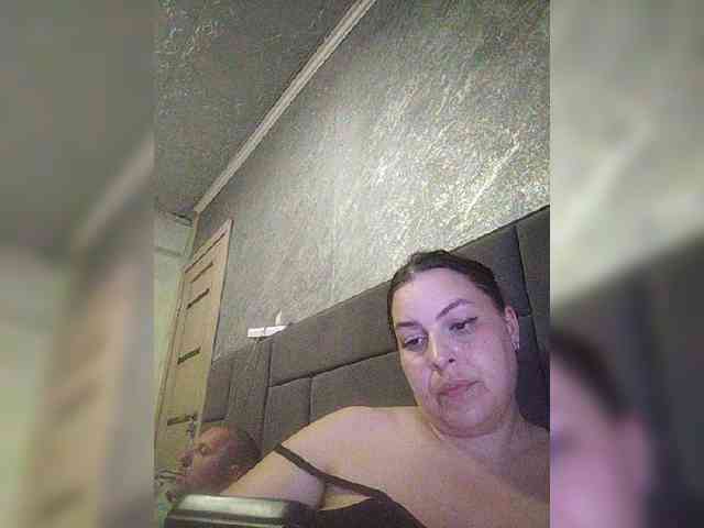 Cleopatra1990 webcam