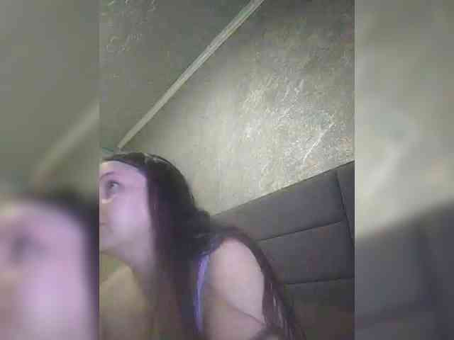 Cleopatra1990 webcam