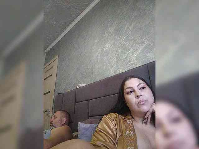 Cleopatra1990 webcam