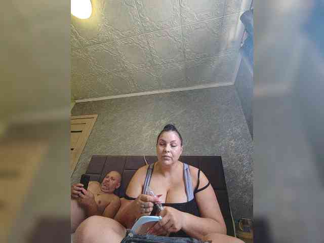 Cleopatra1990 webcam