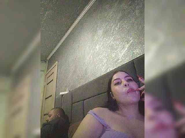 Cleopatra1990 webcam