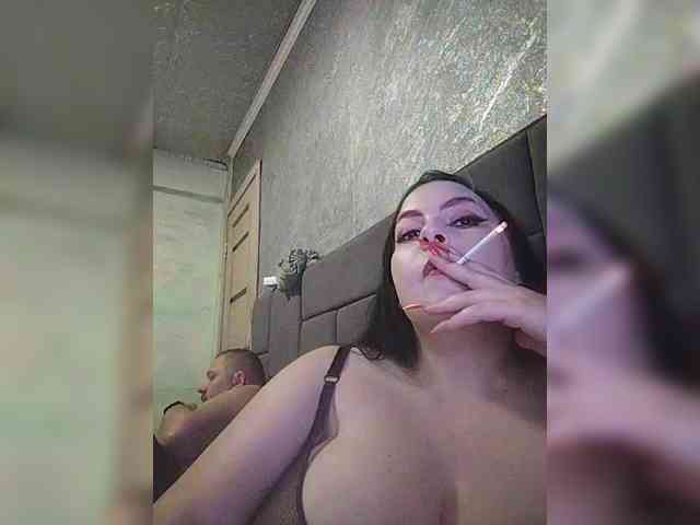 Cleopatra1990 webcam