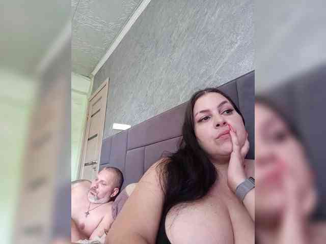 Cleopatra1990 webcam