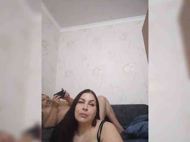 Cleopatra1990 webcam