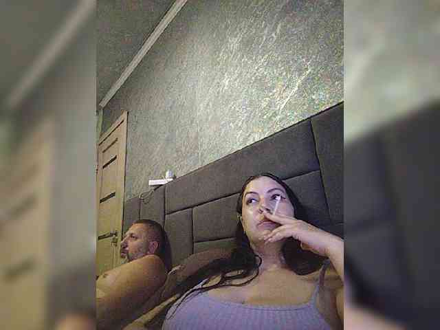 Cleopatra1990 webcam