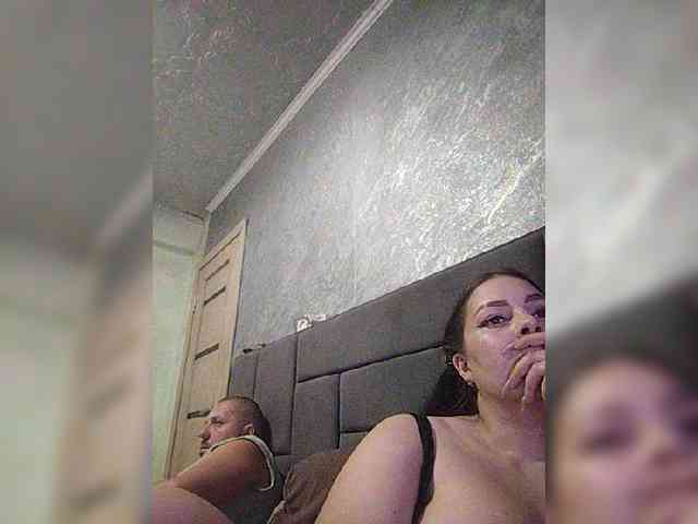 Cleopatra1990 webcam