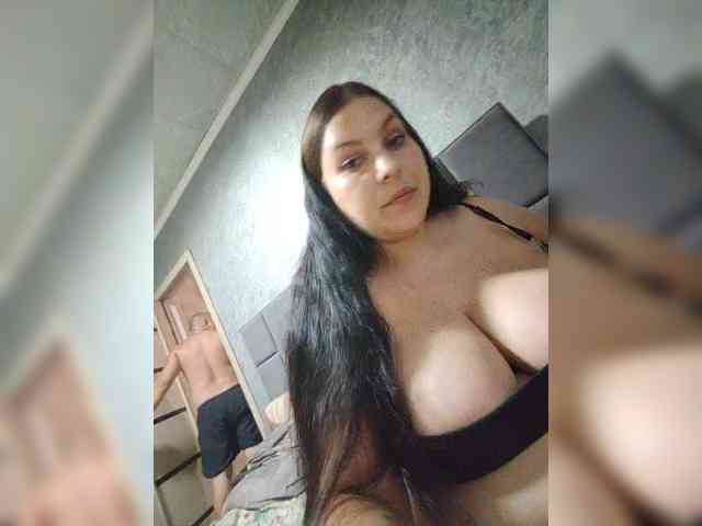 Cleopatra1990 webcam